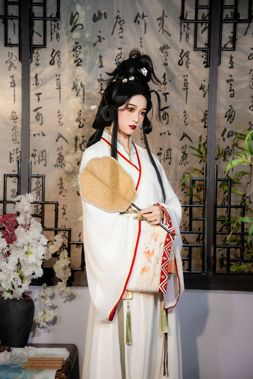 YiTuYu艺图语 Vol.9729 Xiao Xin (19P)
