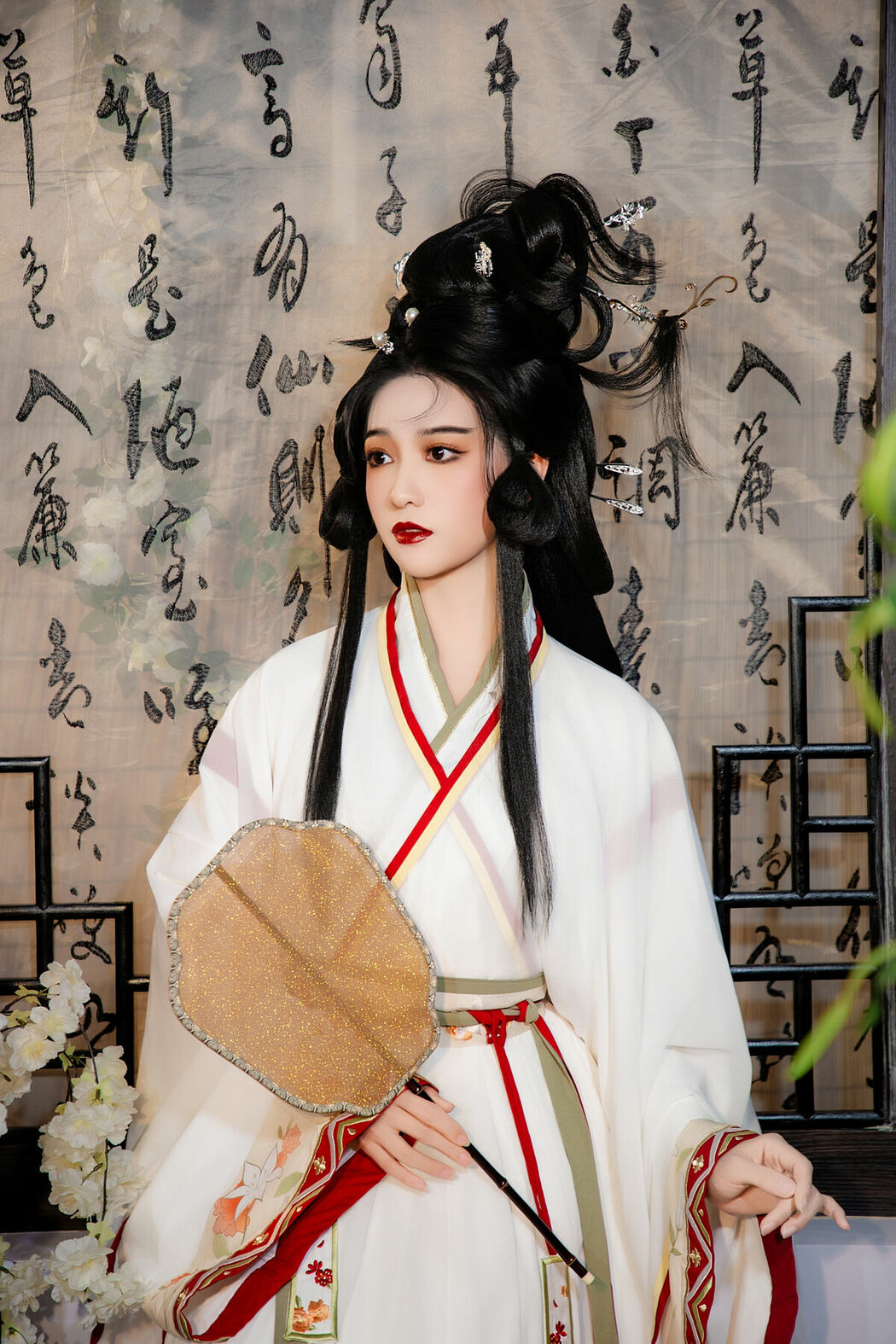 YiTuYu艺图语 Vol.9729 Xiao Xin (19P)