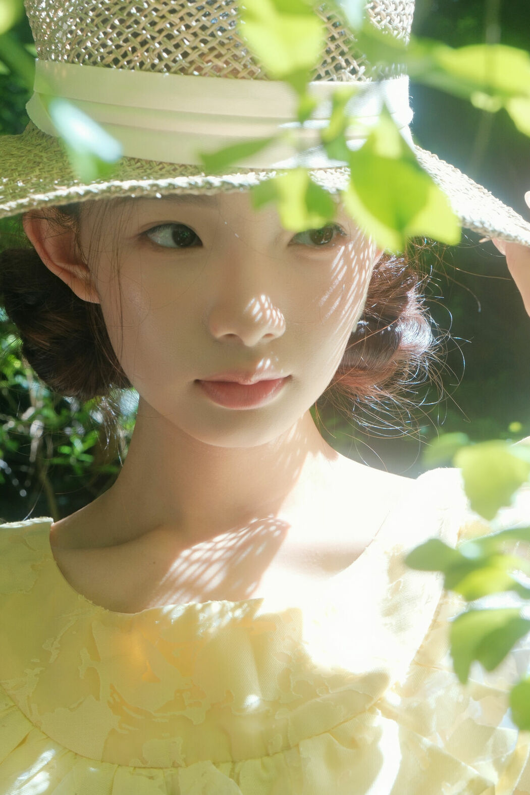 YiTuYu艺图语 Vol.9732 iieu (41P)