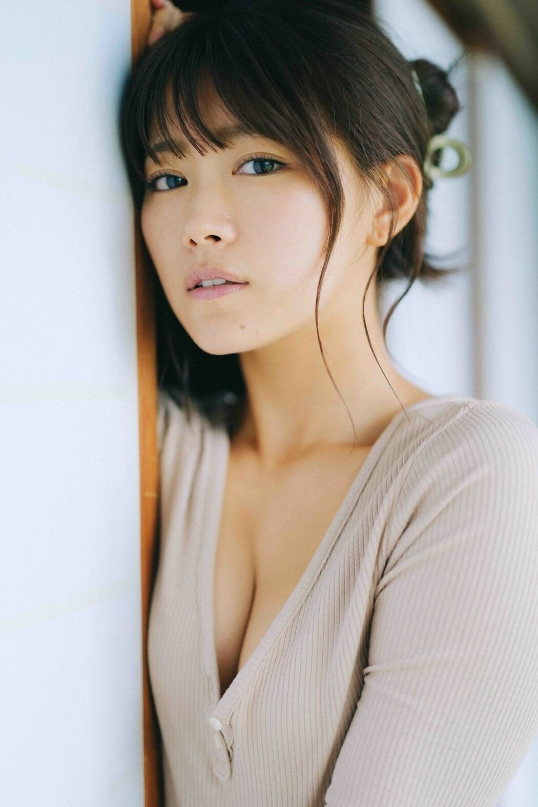 JP Suzuran Yamauchi 山内鈴蘭 – FRIDAYデジタル写真集 艶やかに咲く (83P)