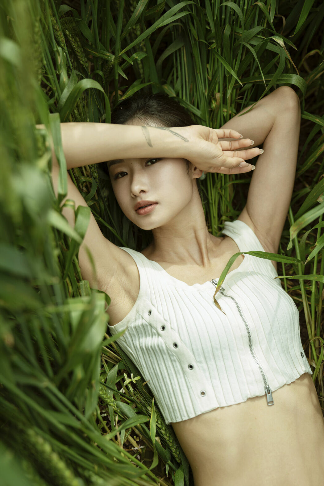 YiTuYu艺图语 Vol.9740 Zou Xue (31P)