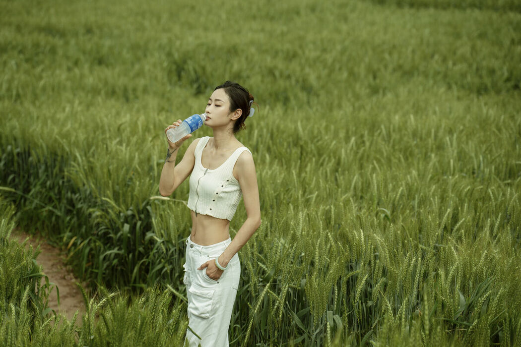 YiTuYu艺图语 Vol.9740 Zou Xue (31P)