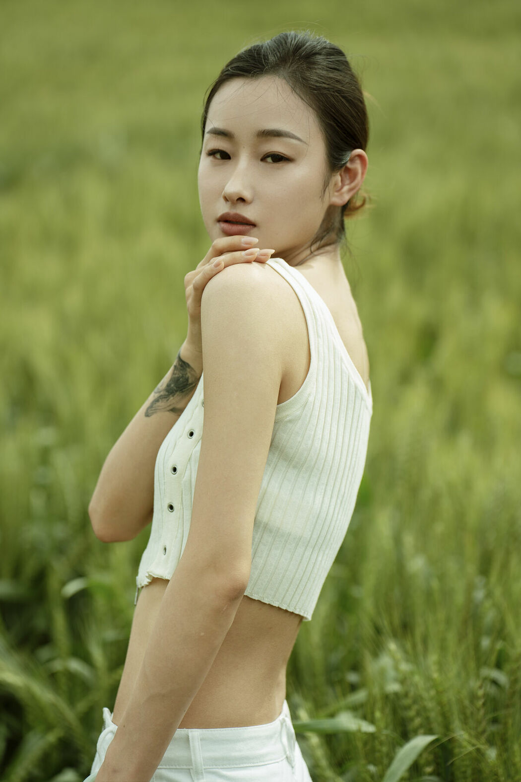 YiTuYu艺图语 Vol.9740 Zou Xue (31P)
