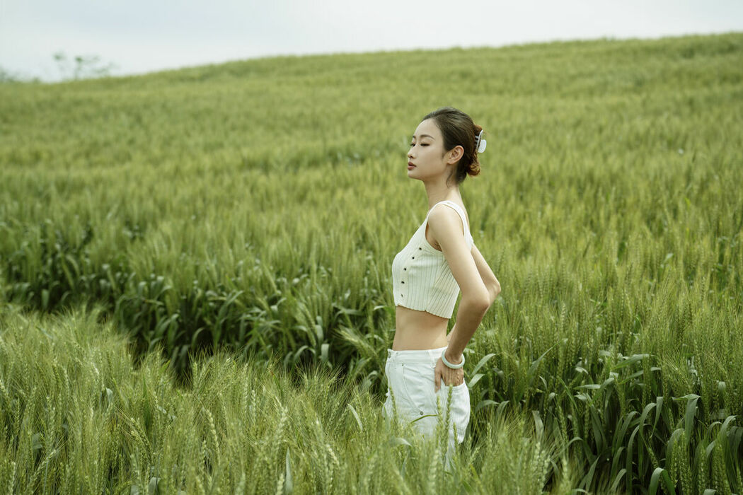 YiTuYu艺图语 Vol.9740 Zou Xue (31P)