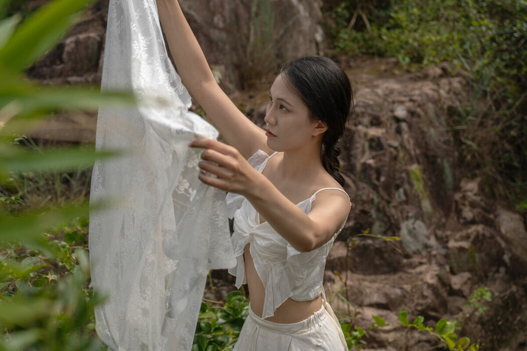 YiTuYu艺图语 Vol.9744 KiKi (24P)