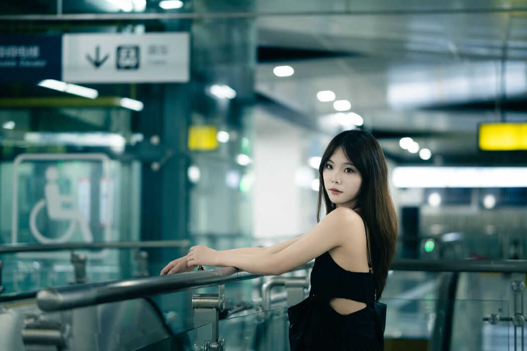 YiTuYu艺图语 Vol.9745 Su Da Bing Gan (18P)