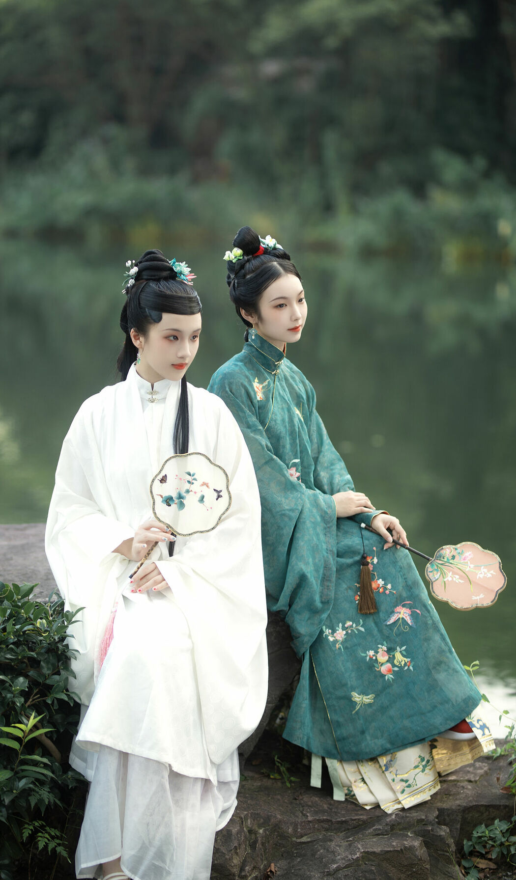 YiTuYu艺图语 Vol.9748 Chen Xi Yue Ye (17P)