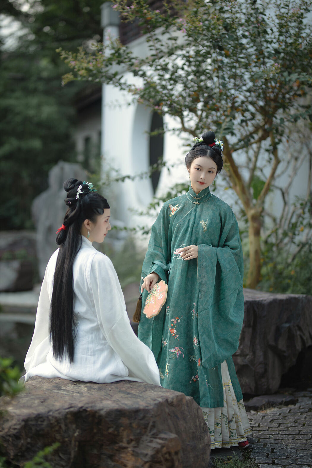 YiTuYu艺图语 Vol.9748 Chen Xi Yue Ye (17P)