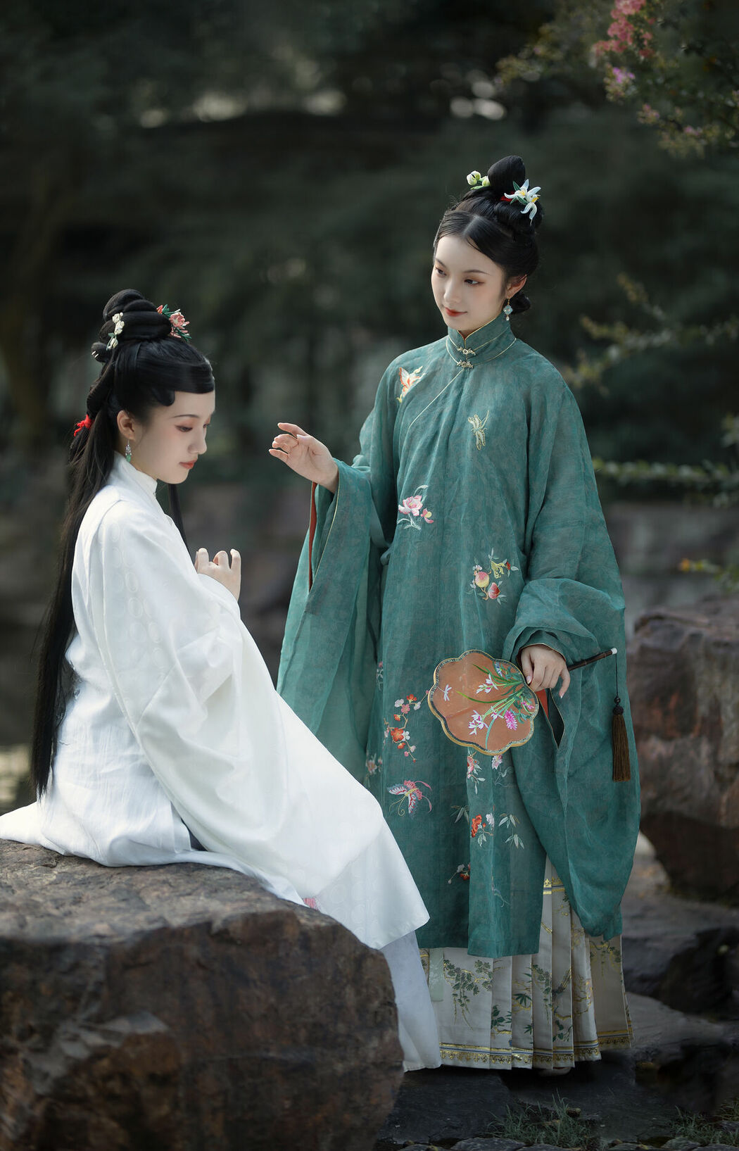YiTuYu艺图语 Vol.9748 Chen Xi Yue Ye (17P)