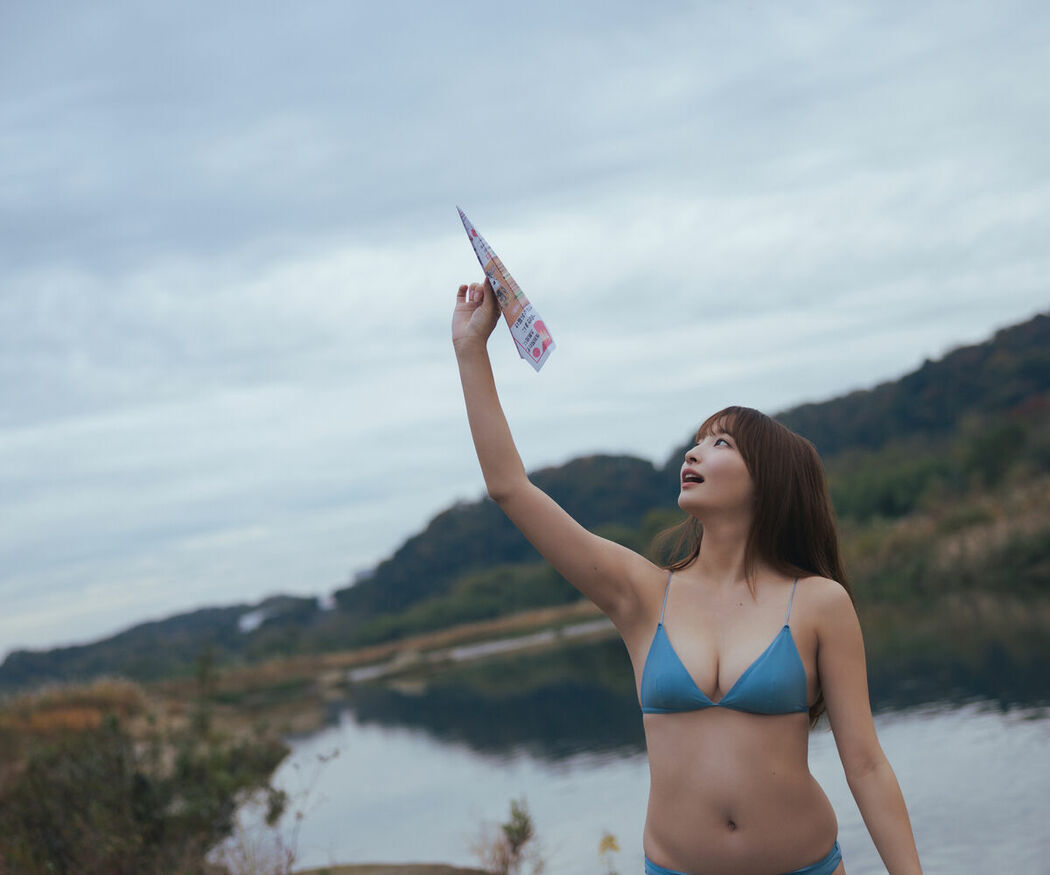 JP Natsuki Satonaka 里仲菜月 – Happiness Is This しあわせって こういうこと (59P)
