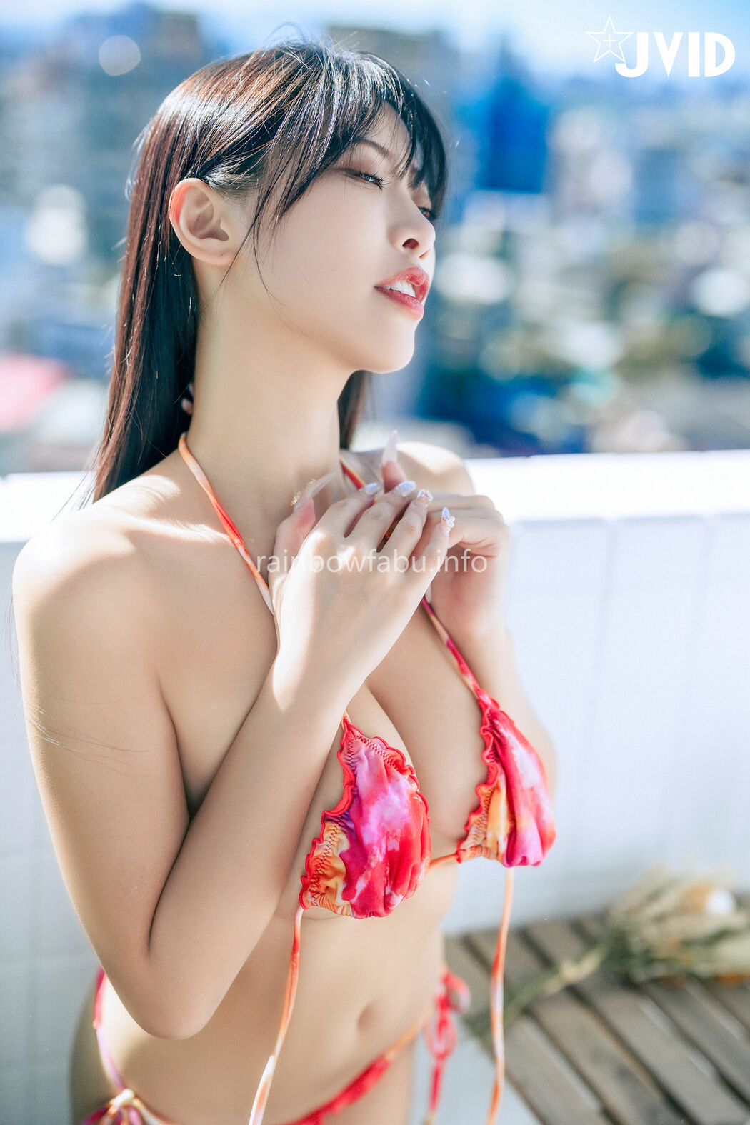 WenHsin 玟妡 – 濕身陽台戲水夏日多巴胺 超小片比基尼 羊入虎口不吃對不起自己 Part02 (57P)