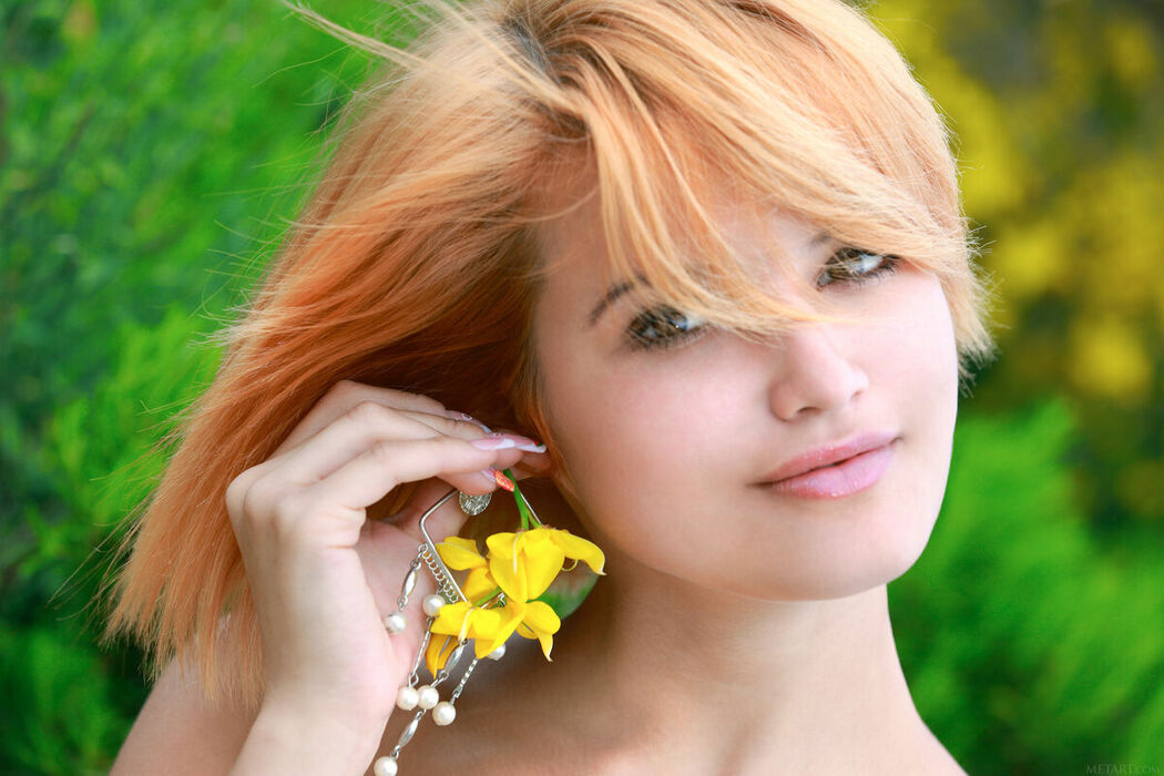 MetArt Violla – Im Golden Part01 (66P)