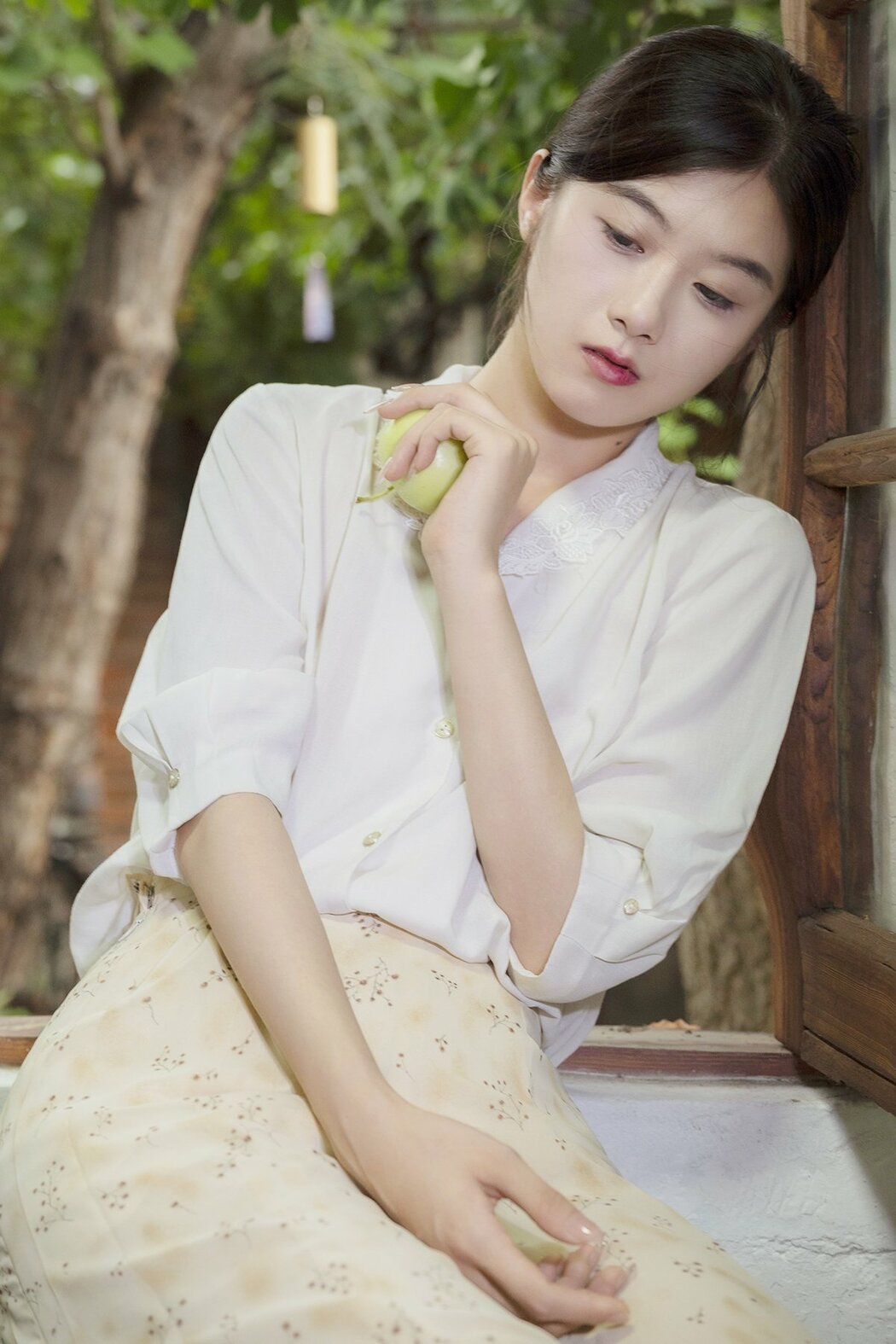 YiTuYu艺图语 Vol.9755 Tou He Yi Kou Xue Bi (67P) Cover Photo