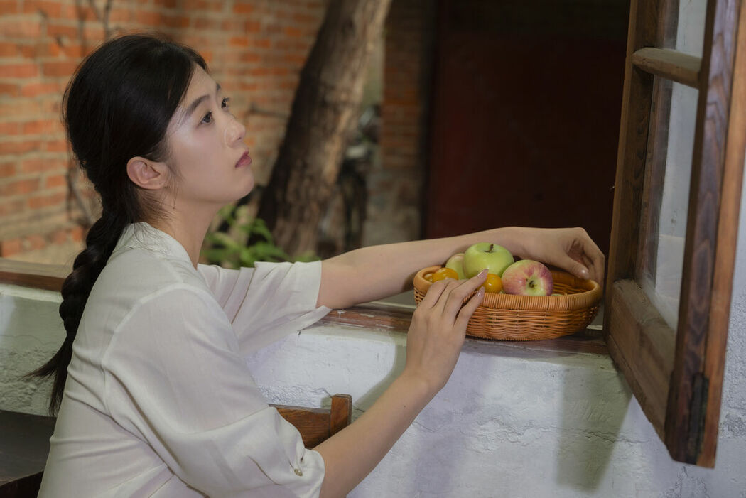YiTuYu艺图语 Vol.9755 Tou He Yi Kou Xue Bi (67P)