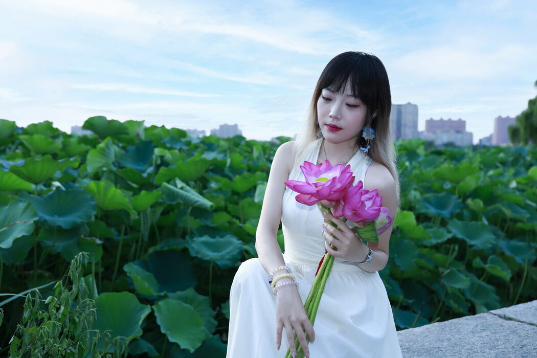 YiTuYu艺图语 Vol.9758 Qiu Shui (41P)