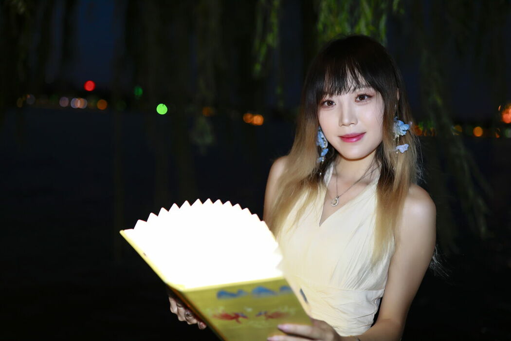 YiTuYu艺图语 Vol.9758 Qiu Shui (41P)