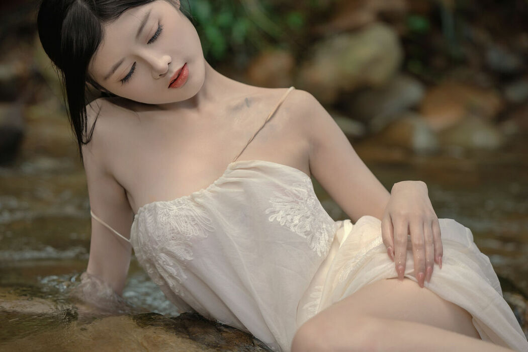 YiTuYu艺图语 Vol.9760 Yu Mi (35P)