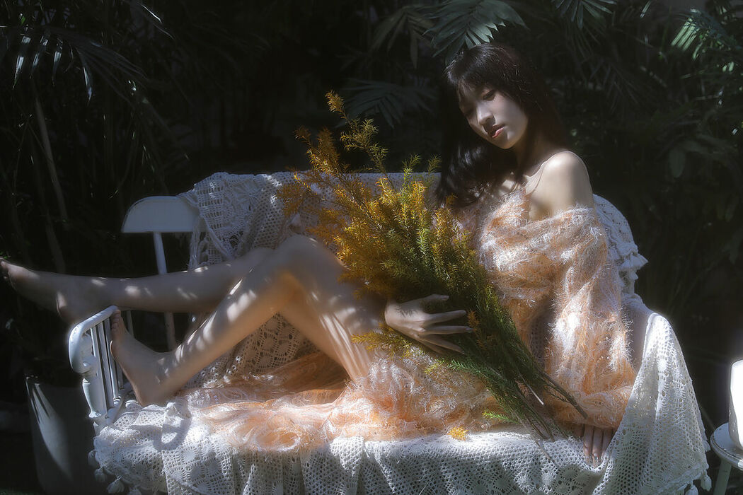 YiTuYu艺图语 Vol.9761 Lu Yi Er Er (24P)