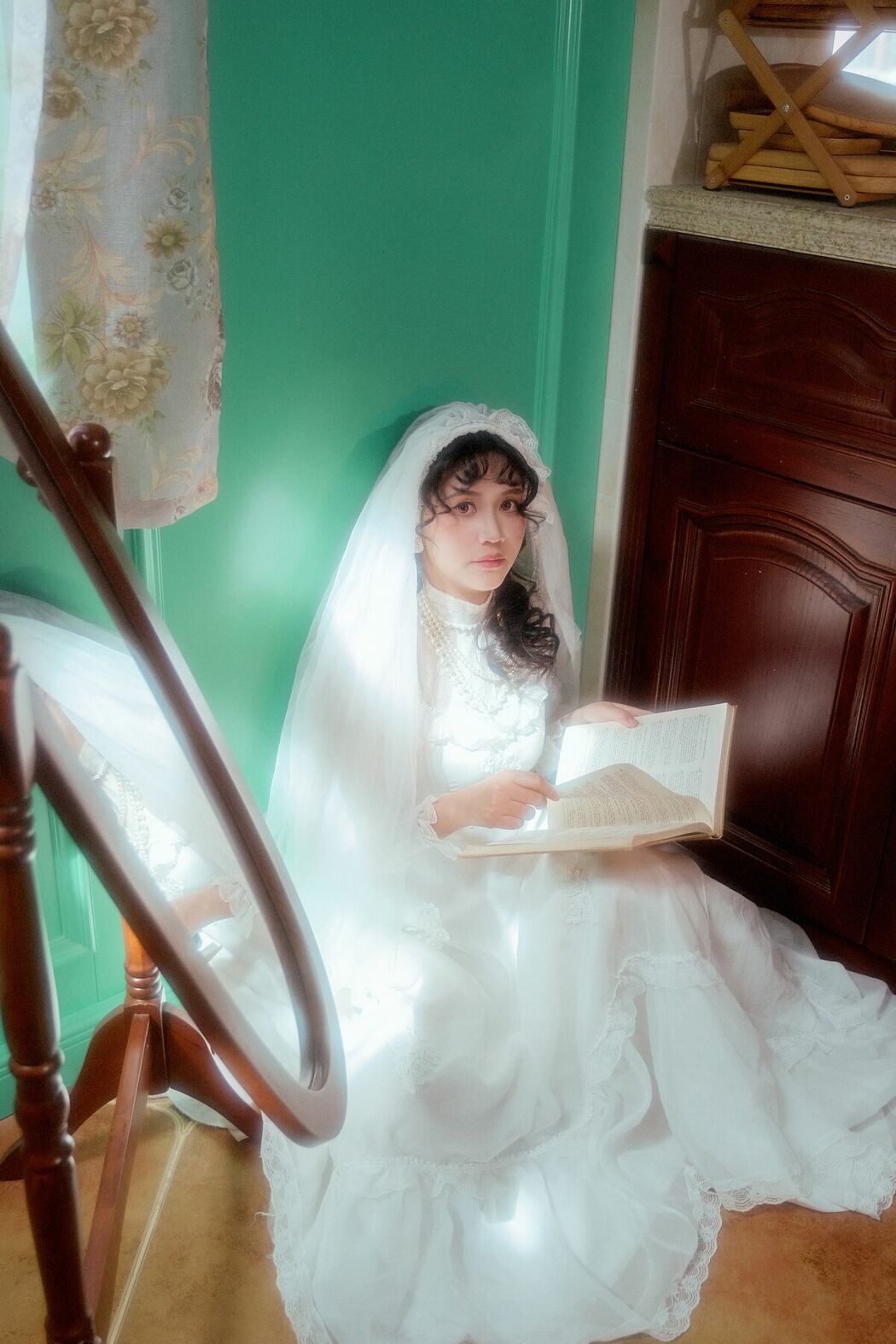 YiTuYu艺图语 Vol.9767 Zhong Ling (28P)