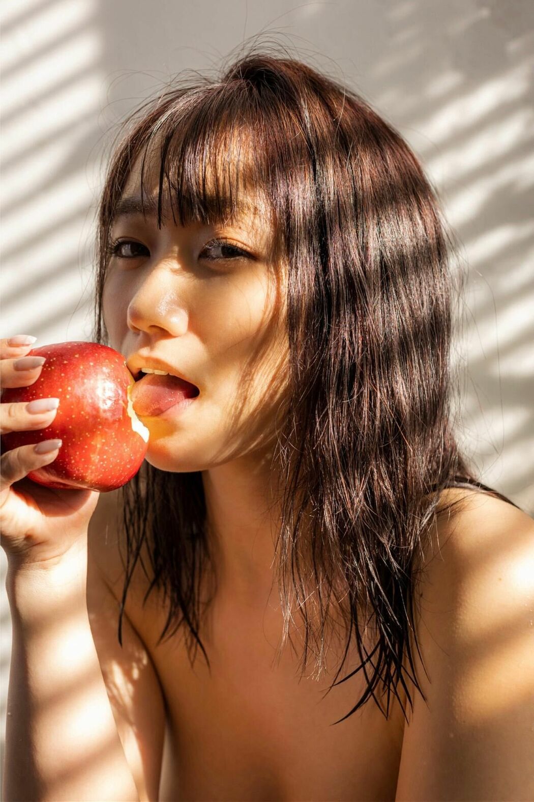 JP Wakamiya Hono 若宮穂乃 – A Body That Satisfies All Desires 全ての欲望が満たされるカラダ Part02 (52P)