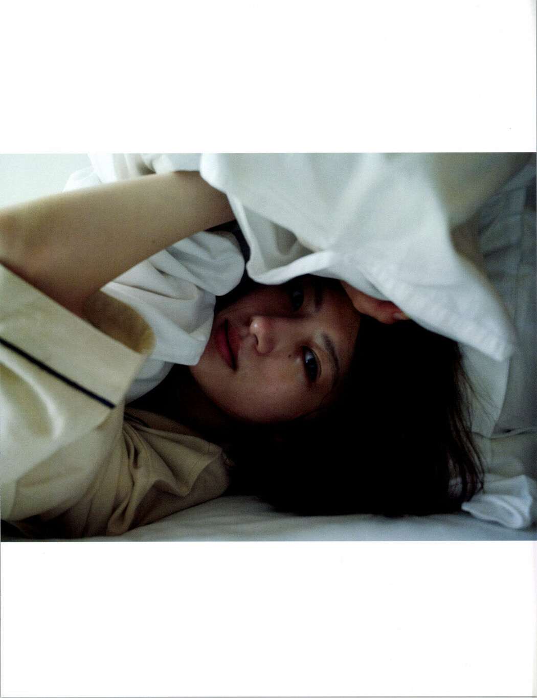 JP Yumi Wakatsuki 若月佑美 – 写真集 アンド チョコレート (128P)