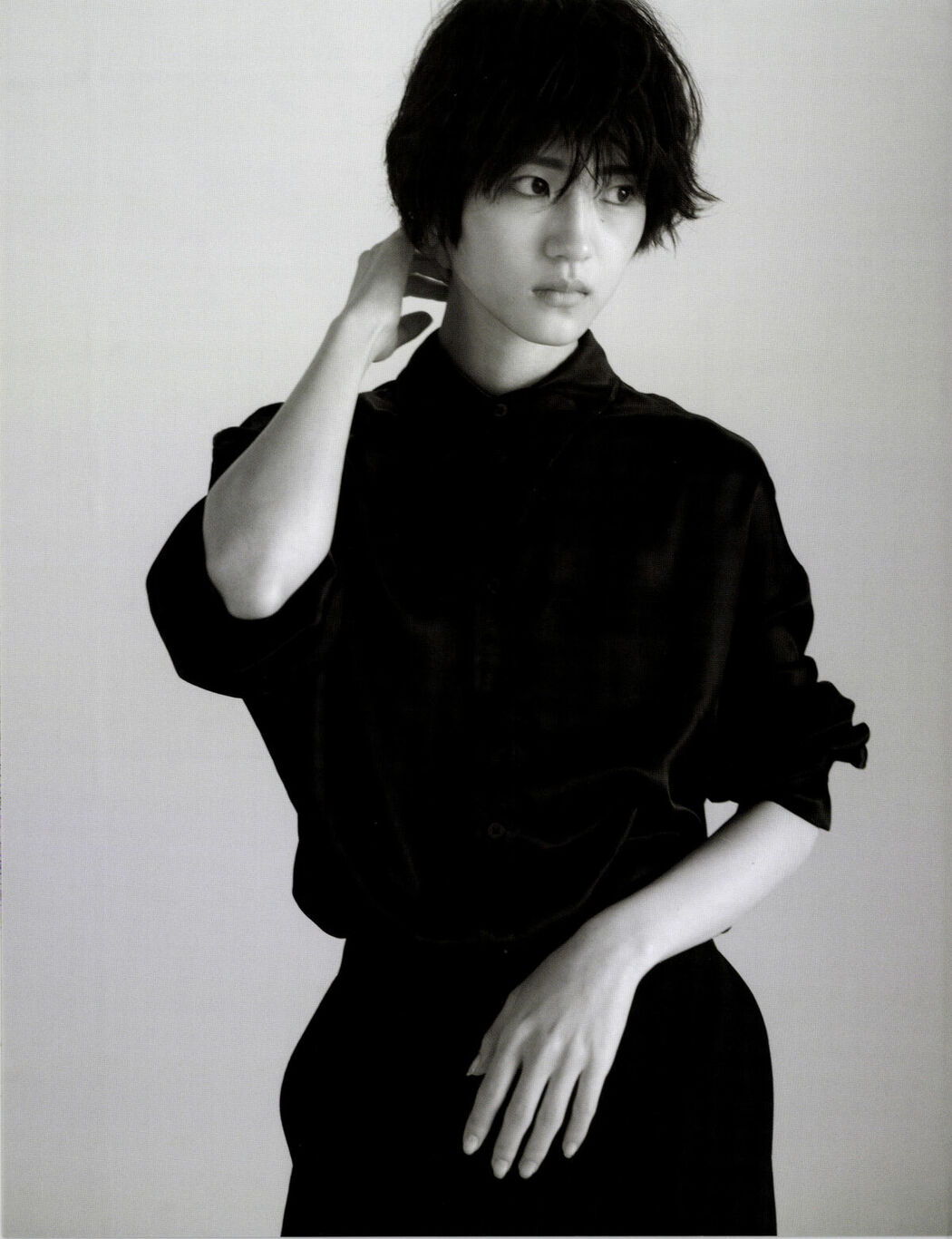 JP Yumi Wakatsuki 若月佑美 – 写真集 アンド チョコレート (128P)
