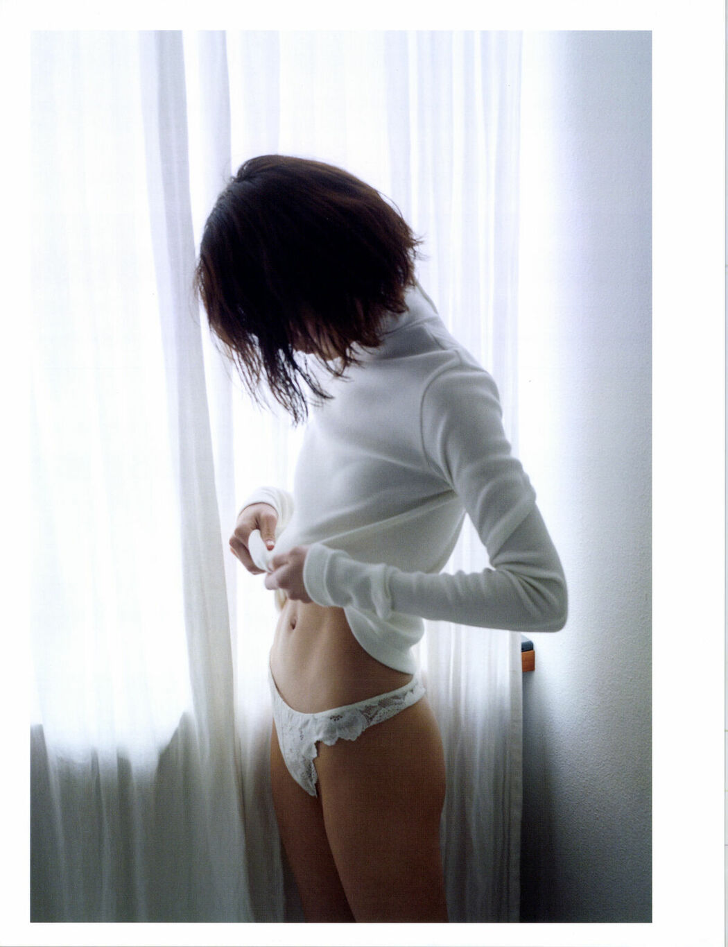 JP Yumi Wakatsuki 若月佑美 – 写真集 アンド チョコレート (128P)