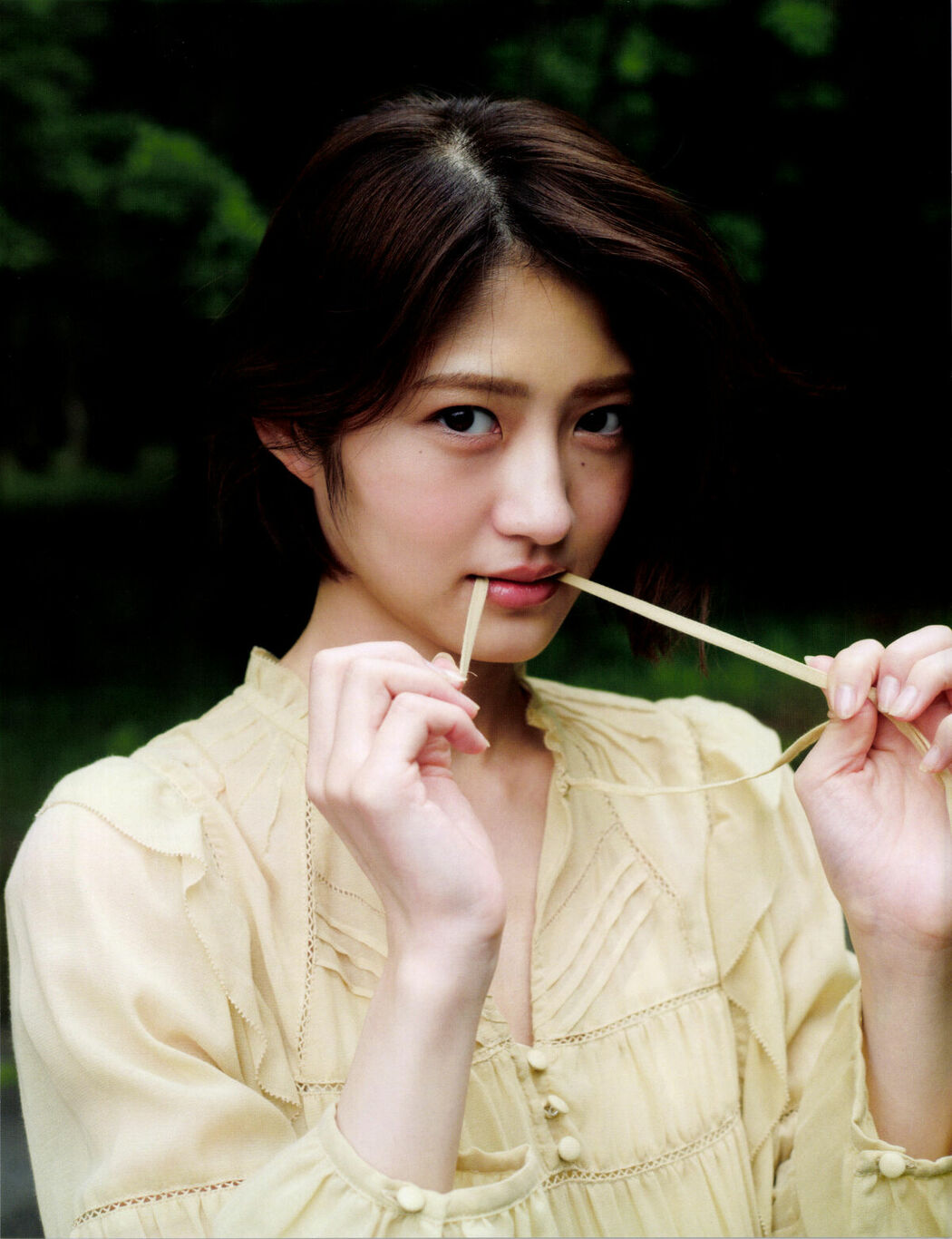 JP Yumi Wakatsuki 若月佑美 – 写真集 アンド チョコレート (128P)