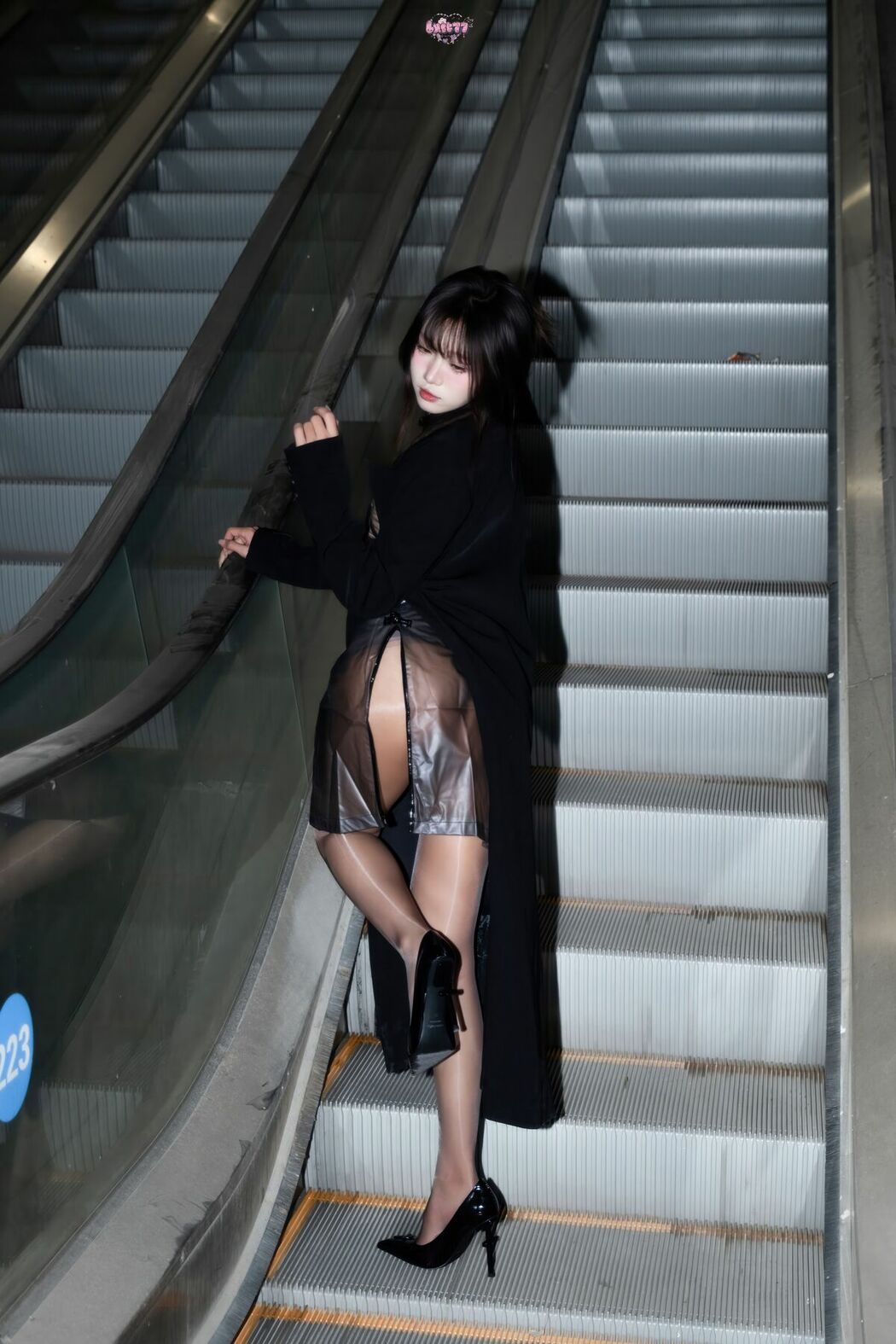 Coser@柒柒要乖哦 – 午夜邂逅 (76P)