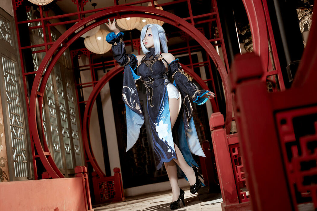 Coser@虎森森 – 原神 申鹤 冷花幽露 (36P)