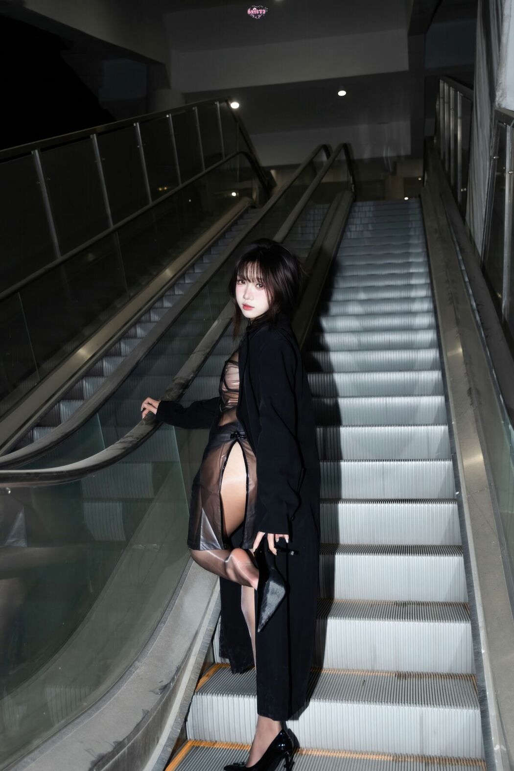 Coser@柒柒要乖哦 – 午夜邂逅 (76P)