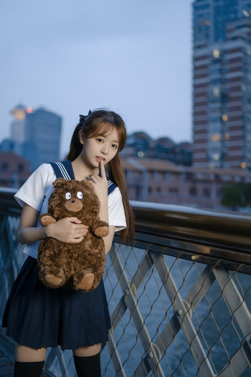 YiTuYu艺图语 Vol.9769 Xiao Yi (51P)
