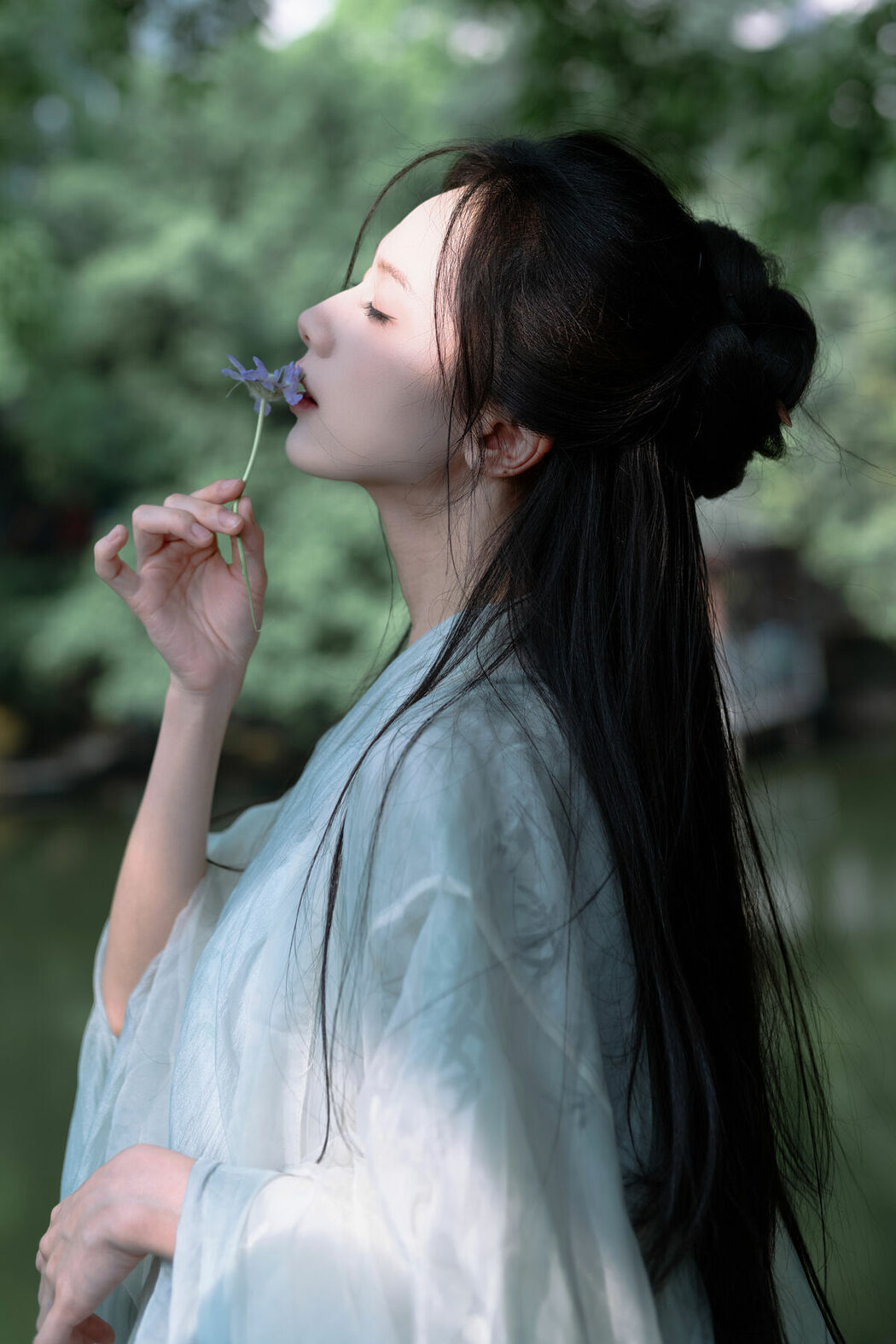 YiTuYu艺图语 Vol.9774 Cang Cang (18P)