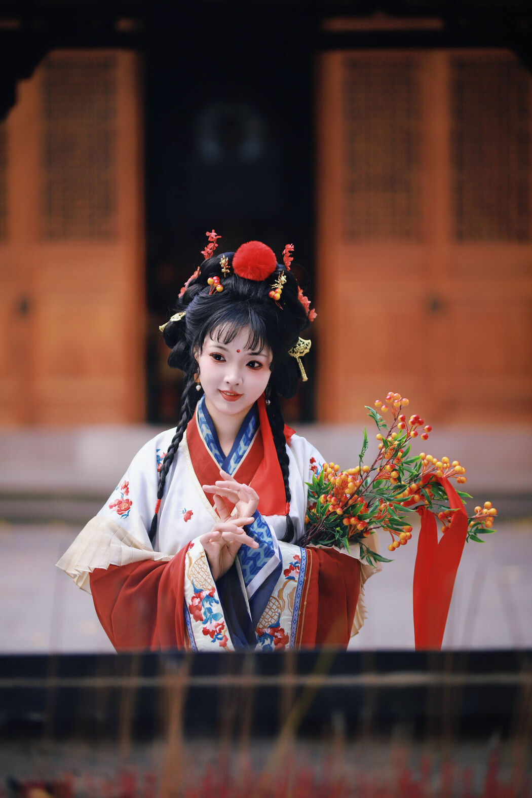 YiTuYu艺图语 Vol.9772 Cheng Yu Yu Zai Shu Zhuang (27P)