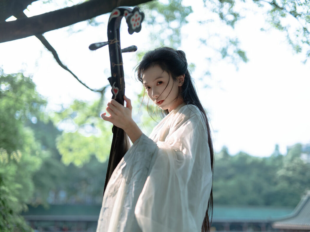 YiTuYu艺图语 Vol.9774 Cang Cang (18P)