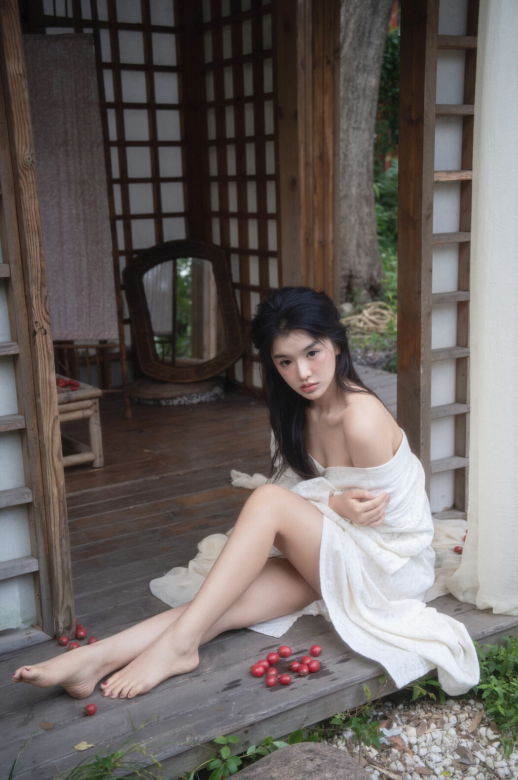 YiTuYu艺图语 Vol.9781 Wan Zi (61P)