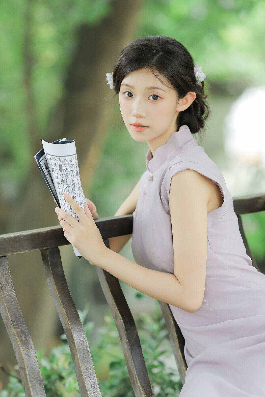 YiTuYu艺图语 Vol.9784 Yi Kou Shao Mai (23P)