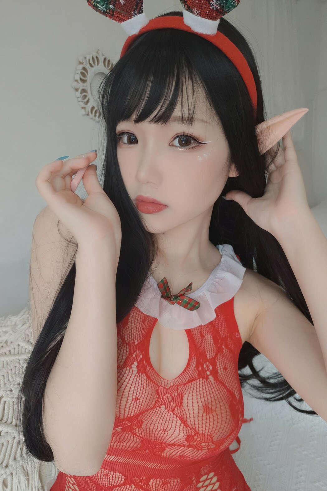 Coser@雪晴Astra – 圣诞节自拍 Part02 (71P) Cover Photo