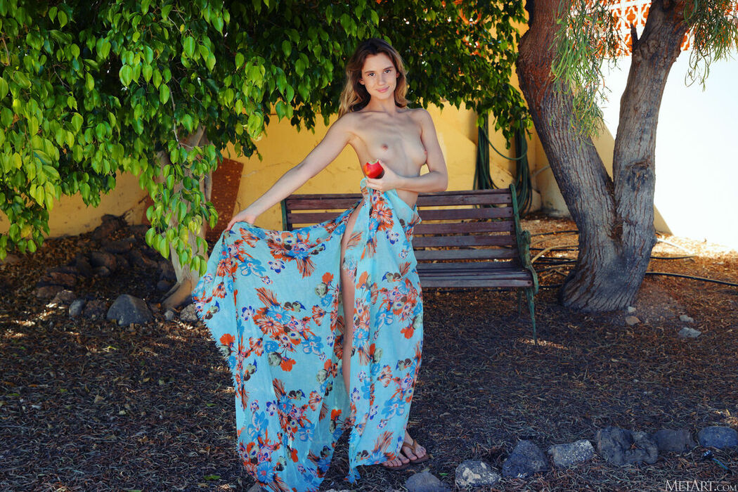 MetArt Mia Bloom – Tempt Me Part01 (62P)