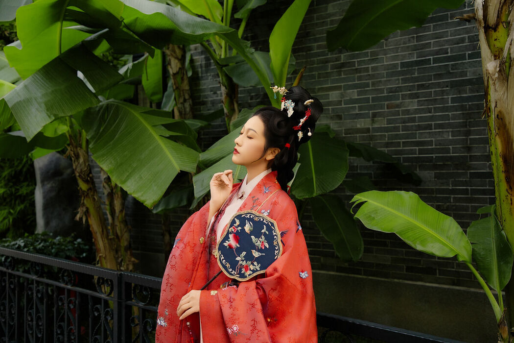 YiTuYu艺图语 Vol.9787 Li Xiao Xin (18P)