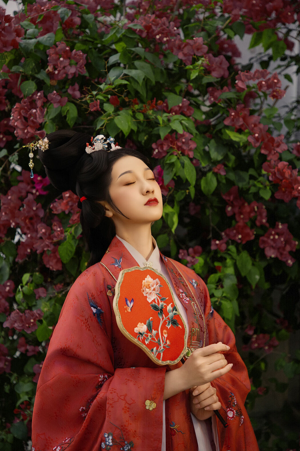 YiTuYu艺图语 Vol.9787 Li Xiao Xin (18P)