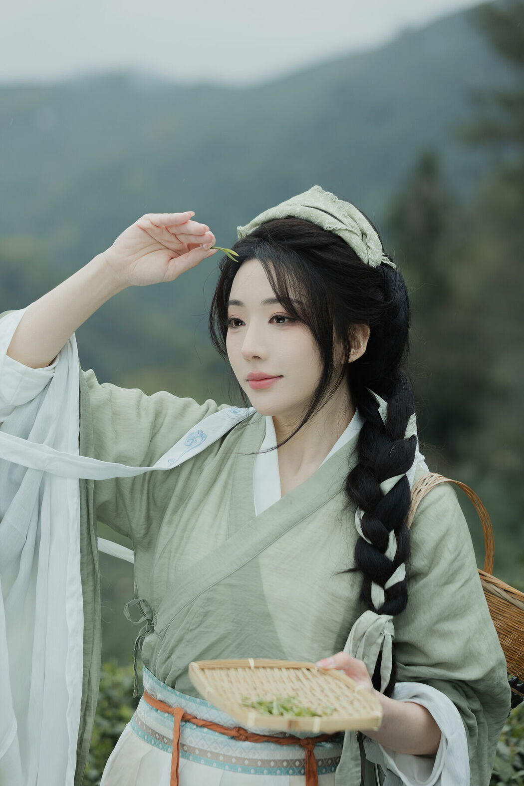 YiTuYu艺图语 Vol.9791 Shi Nan Yuan Bu Shi Zhou (82P)