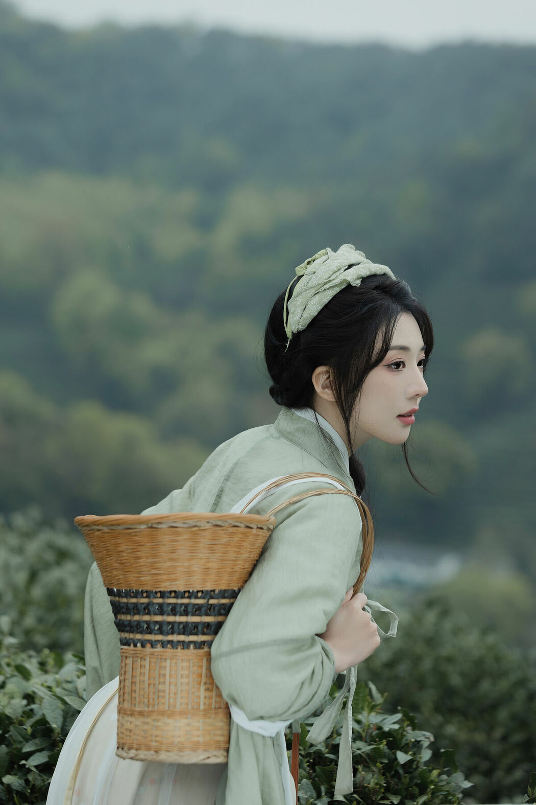YiTuYu艺图语 Vol.9791 Shi Nan Yuan Bu Shi Zhou (82P)