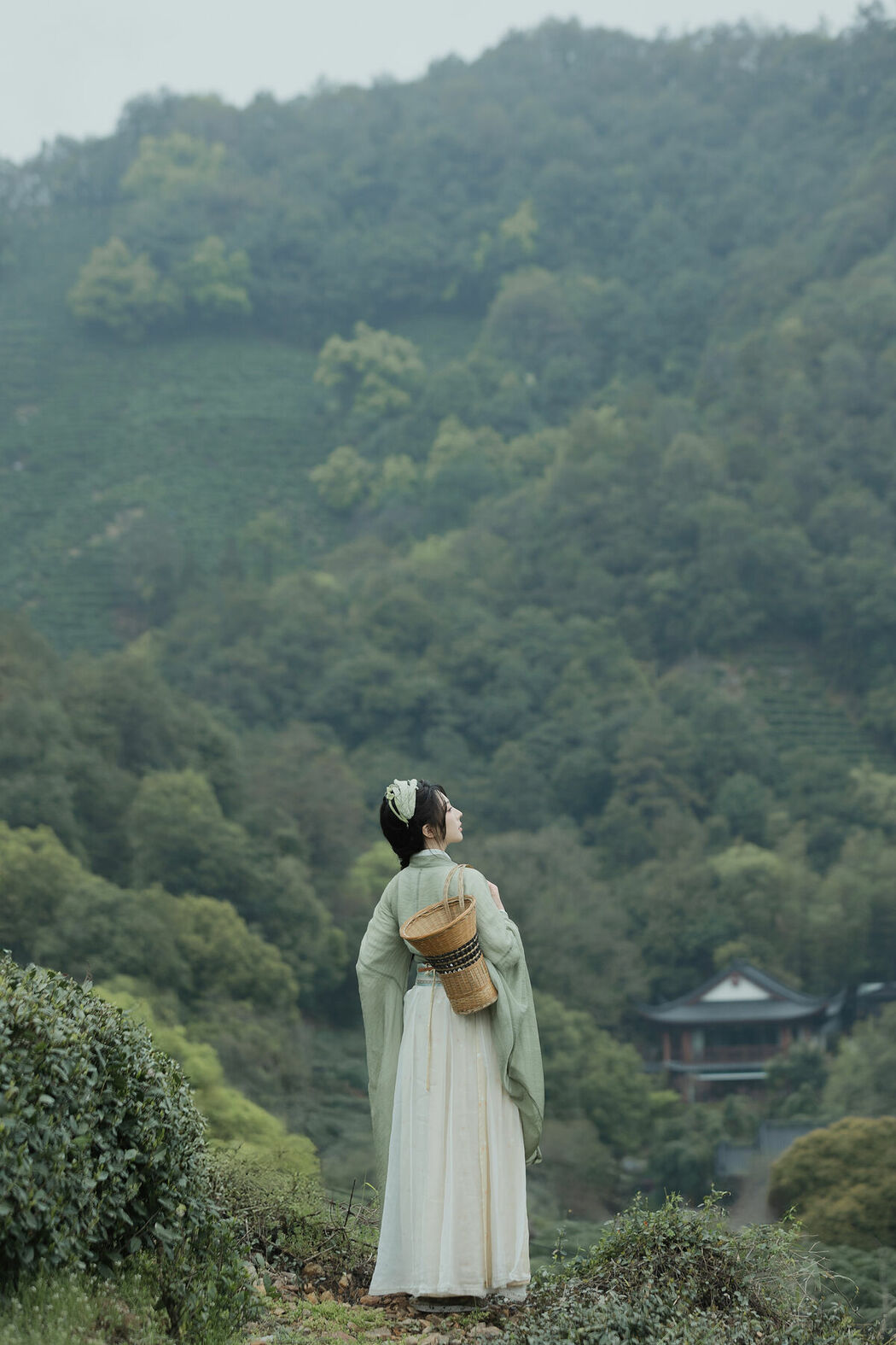 YiTuYu艺图语 Vol.9791 Shi Nan Yuan Bu Shi Zhou (82P)