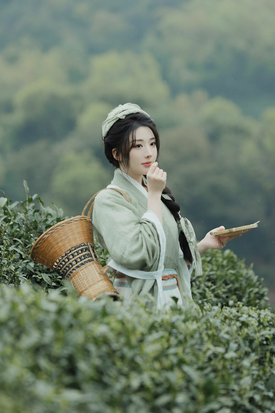 YiTuYu艺图语 Vol.9791 Shi Nan Yuan Bu Shi Zhou (82P)