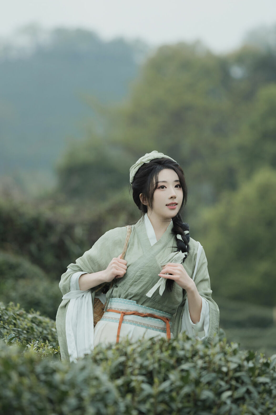 YiTuYu艺图语 Vol.9791 Shi Nan Yuan Bu Shi Zhou (82P)