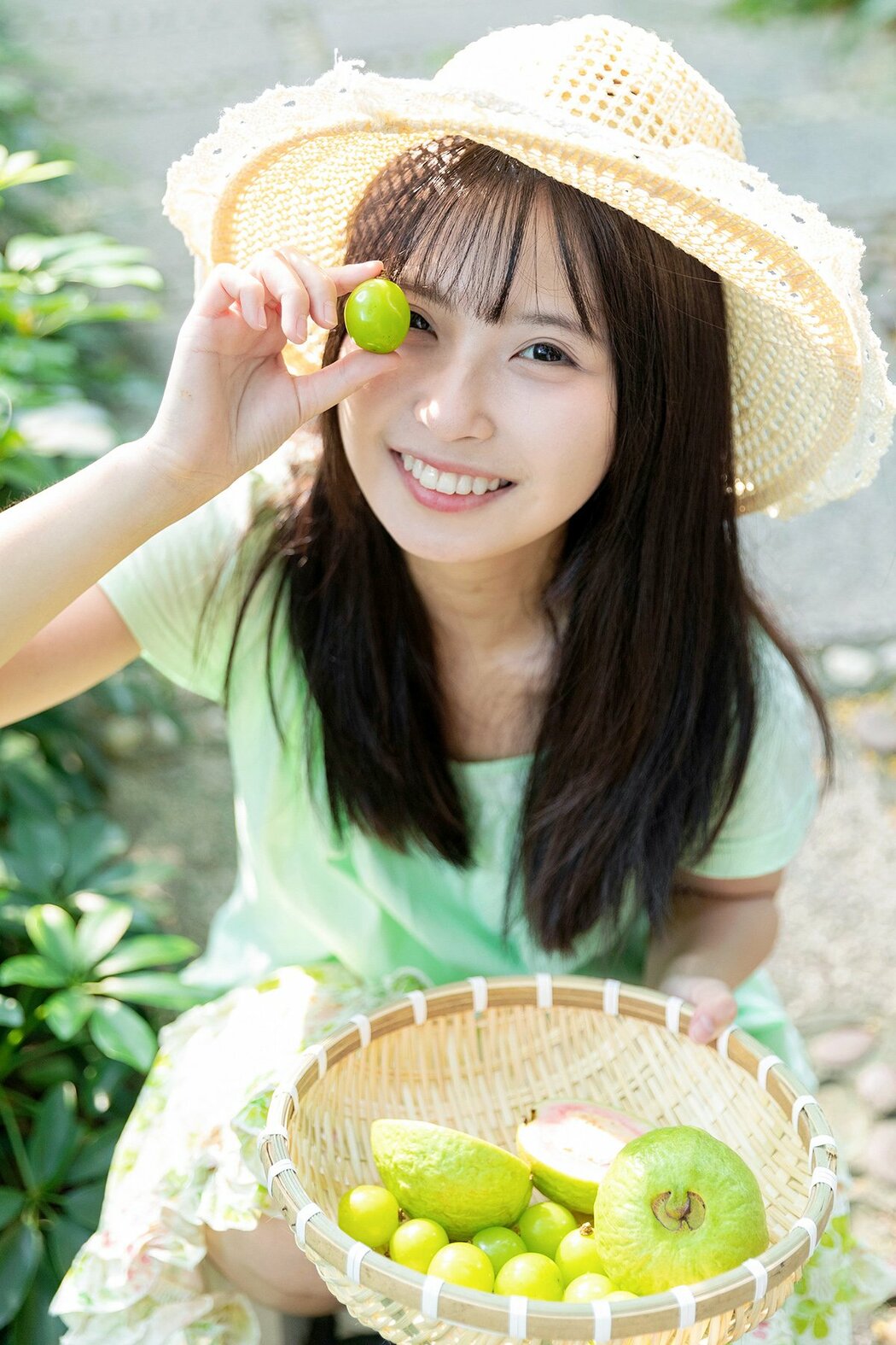 YiTuYu艺图语 Vol.9794 Xiao Xin Da Ke Shui ZZ (17P) Cover Photo