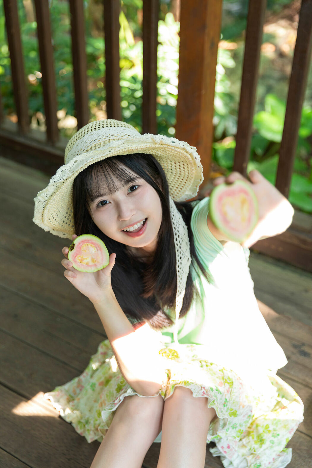 YiTuYu艺图语 Vol.9794 Xiao Xin Da Ke Shui ZZ (17P)