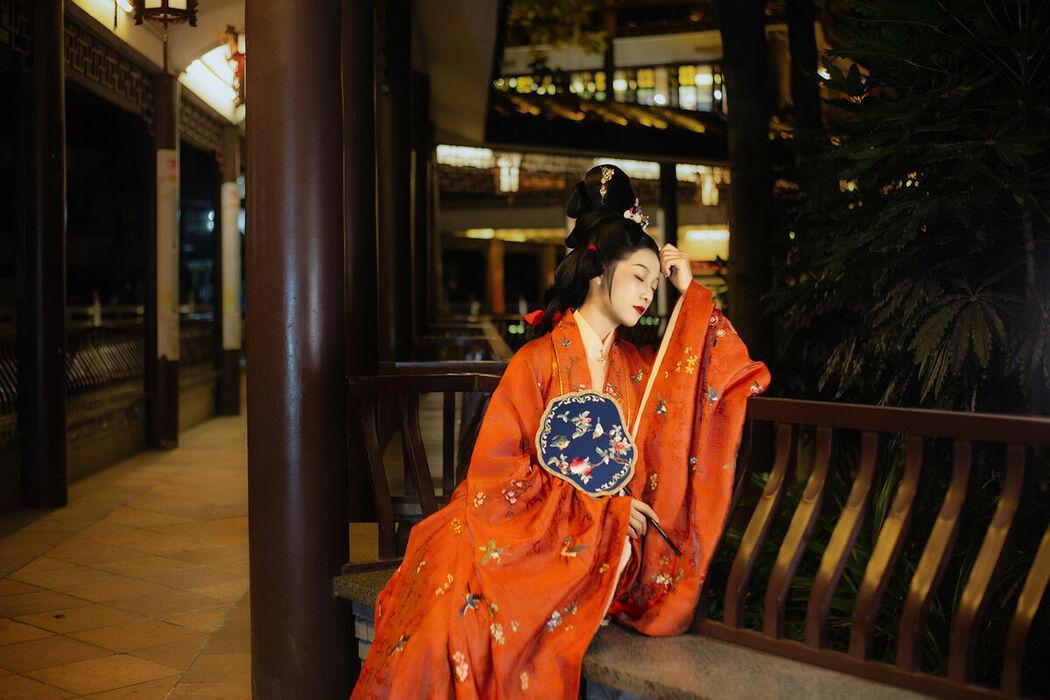 YiTuYu艺图语 Vol.9798 Li Xiao Xin (23P)