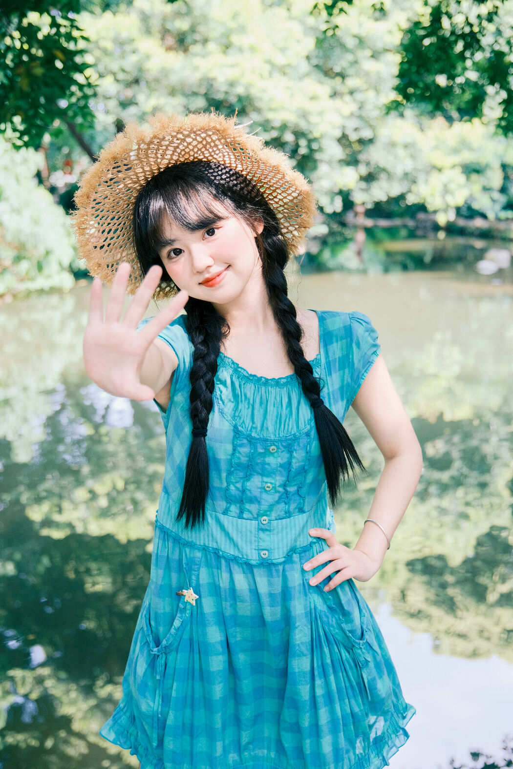 YiTuYu艺图语 Vol.9800 Xiao Li Hua Er (22P)